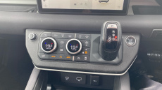 Land Rover Defender 3.0 D250 SE 110 5dr Auto Diesel Estate
